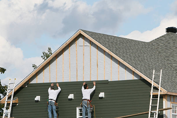 Professional Siding Repair technician working in Rancocas, NJ